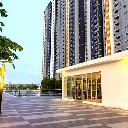 Alanis Residence Room Sepang Klia Kota Warisan Exterior photo