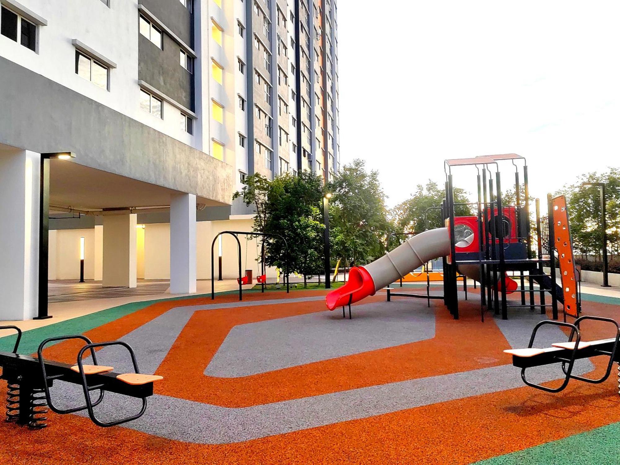 Apartment Alanis Klia Kota Warisan *